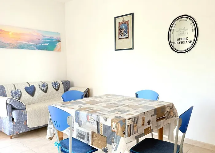 Se182 - Senigallia, Trilocale Fronte Mare Con Balcone E Posto Auto