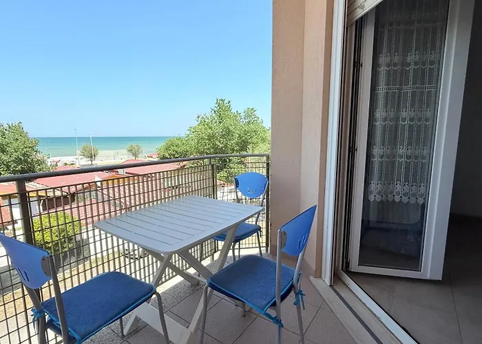 Se182 - Senigallia, Trilocale Fronte Mare Con Balcone E Posto Auto Apartamento Senigália