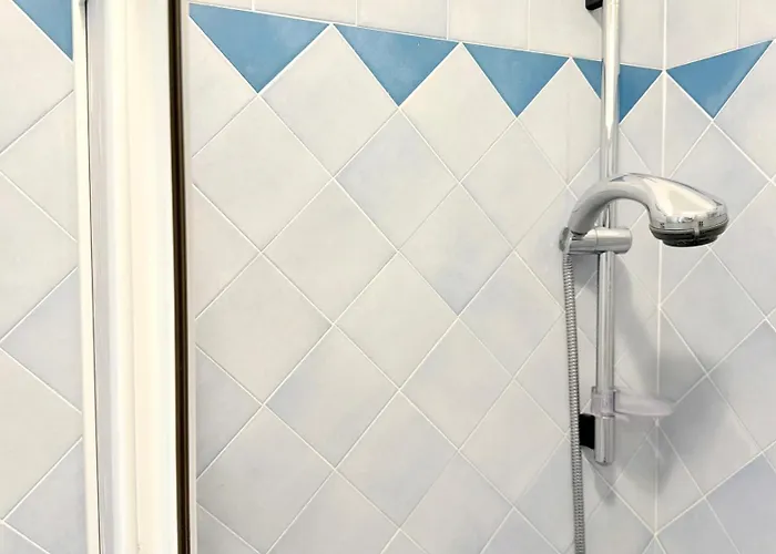 Se182 - Senigallia, Trilocale Fronte Mare Con Balcone E Posto Auto * Senigallia